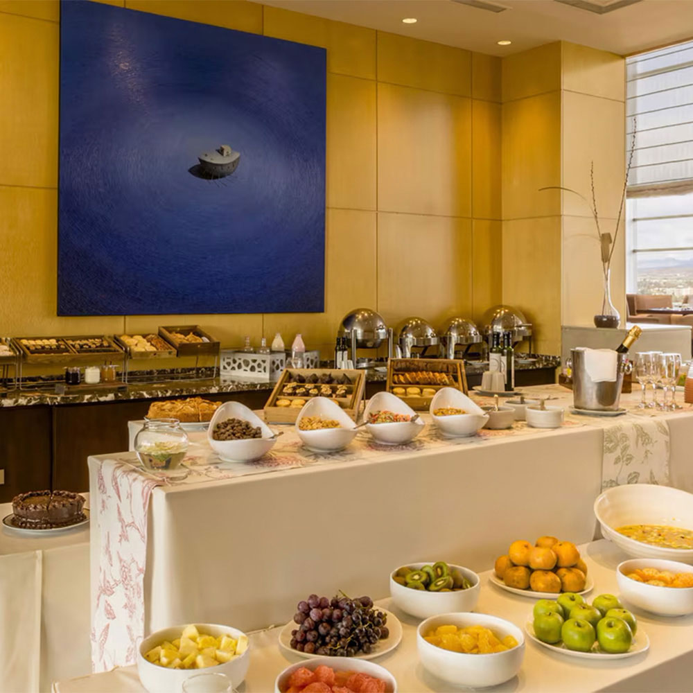 mdzsi-buffet-breakfast-7928-hor-wide.jpg